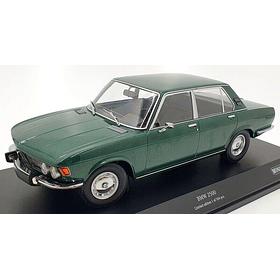 BMW 2500 1968 - Metallic Green